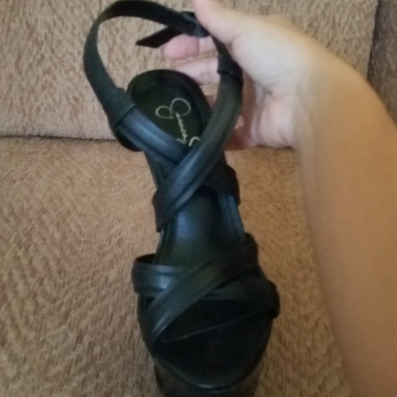 Jessica Simpson heels - Picture 4 of 4